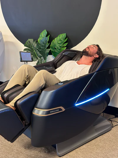 Rebalanse Twinstar Dual Engine Massage Chair In Action